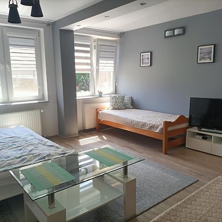 Apartament Blekit Nieba ทิโคชิน ภายนอก รูปภาพ